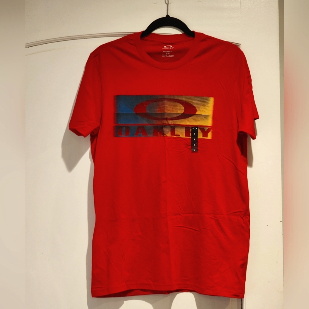 Men's Oakley Shirt
